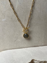 Cargar imagen en el visor de la galería, Labradorite Necklace
